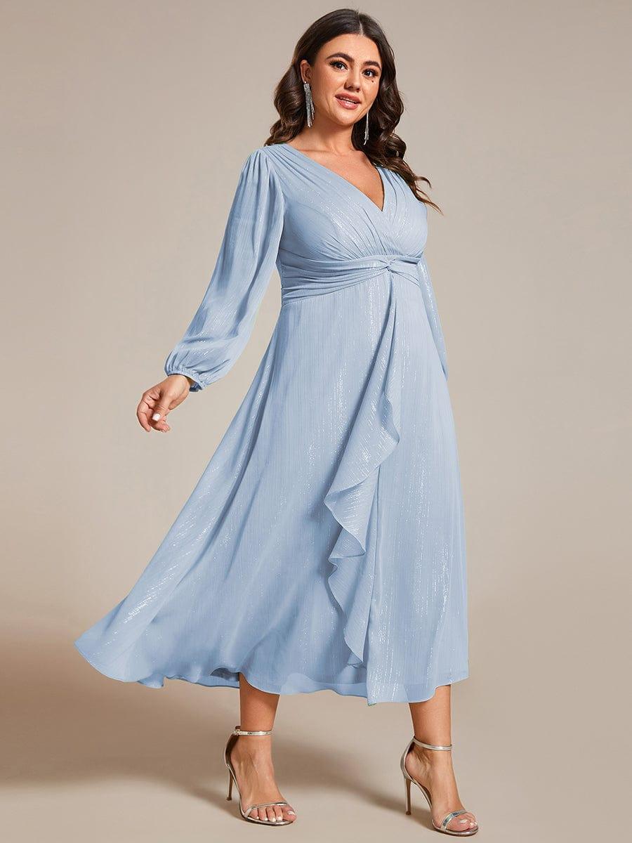 Chic Plus Size Long Sleeves A-Line V-Neck Evening Dress Tea-Length