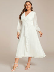 Chic Plus Size Long Sleeves A-Line V-Neck Evening Dress Tea-Length
