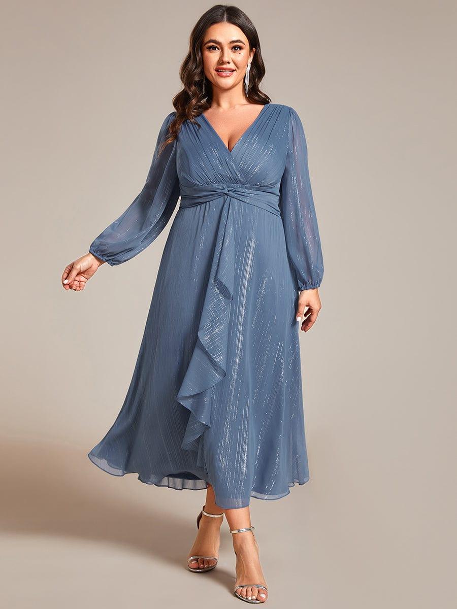 Chic Plus Size Long Sleeves A-Line V-Neck Evening Dress Tea-Length