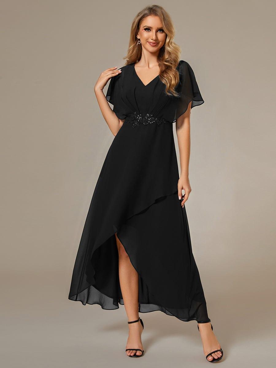 Exquisite Short Sleeves A-Line V-Neck Formal Dress with Appliques