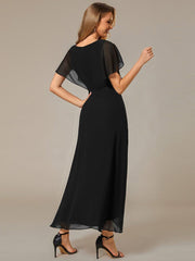 Exquisite Short Sleeves A-Line V-Neck Formal Dress with Appliques