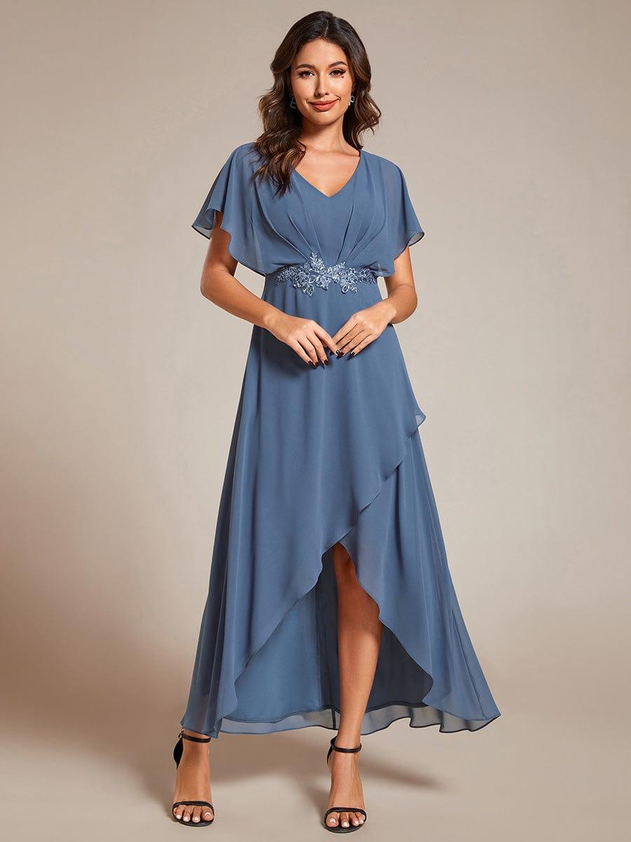 Exquisite Short Sleeves A-Line V-Neck Formal Dress with Appliques