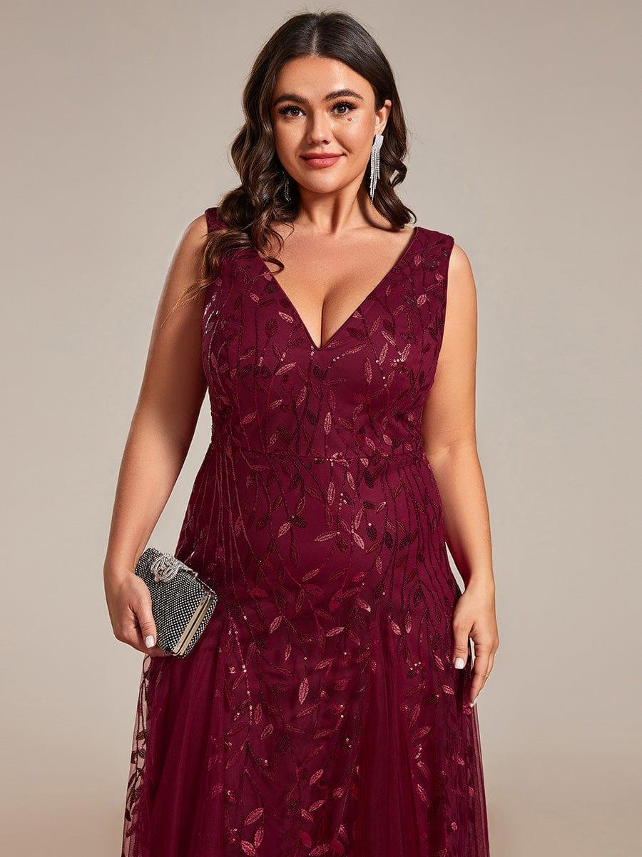 Classic Plus Size Seuqin V-Neck A-Line Formal Evening Dress