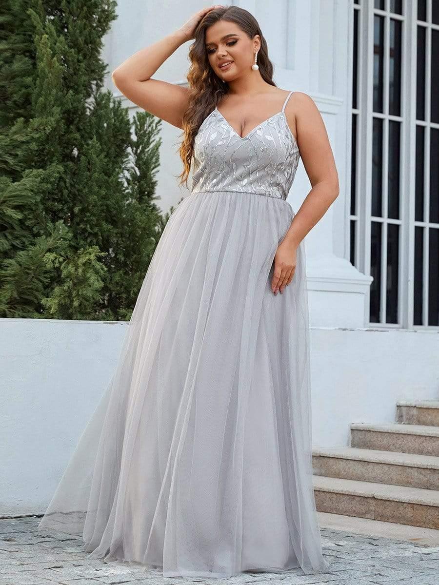 Vintage Plus Size A-Line V-Neck Embroidery Evening Dress with Spaghetti Straps