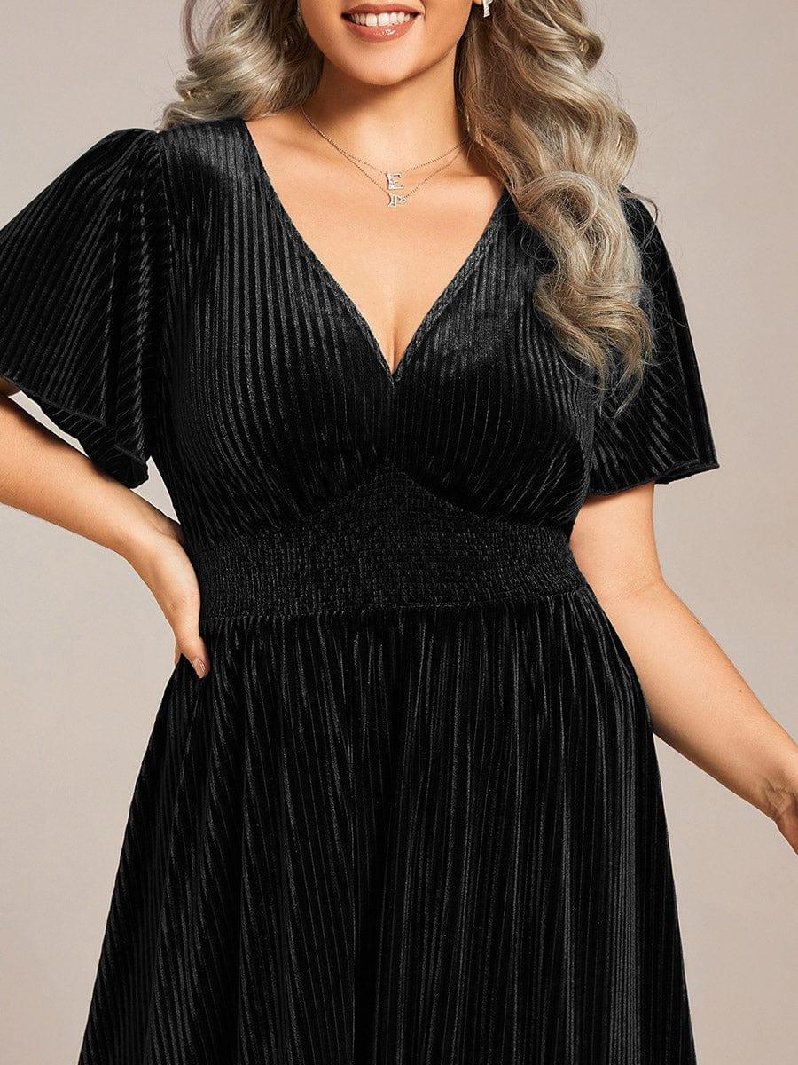 Sophisticated Plus Size A-Line Velvet Fall Wedding Guest Dress