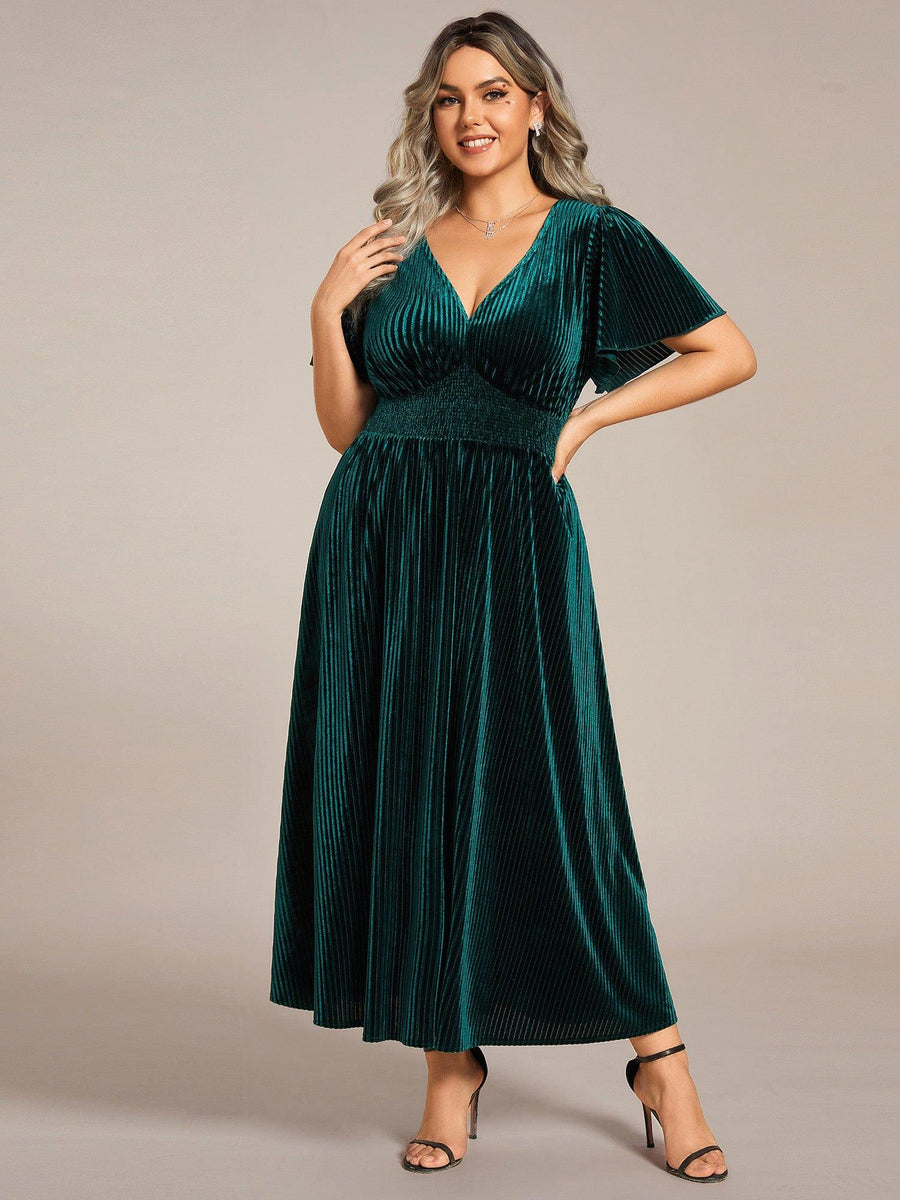 Sophisticated Plus Size A-Line Velvet Fall Wedding Guest Dress