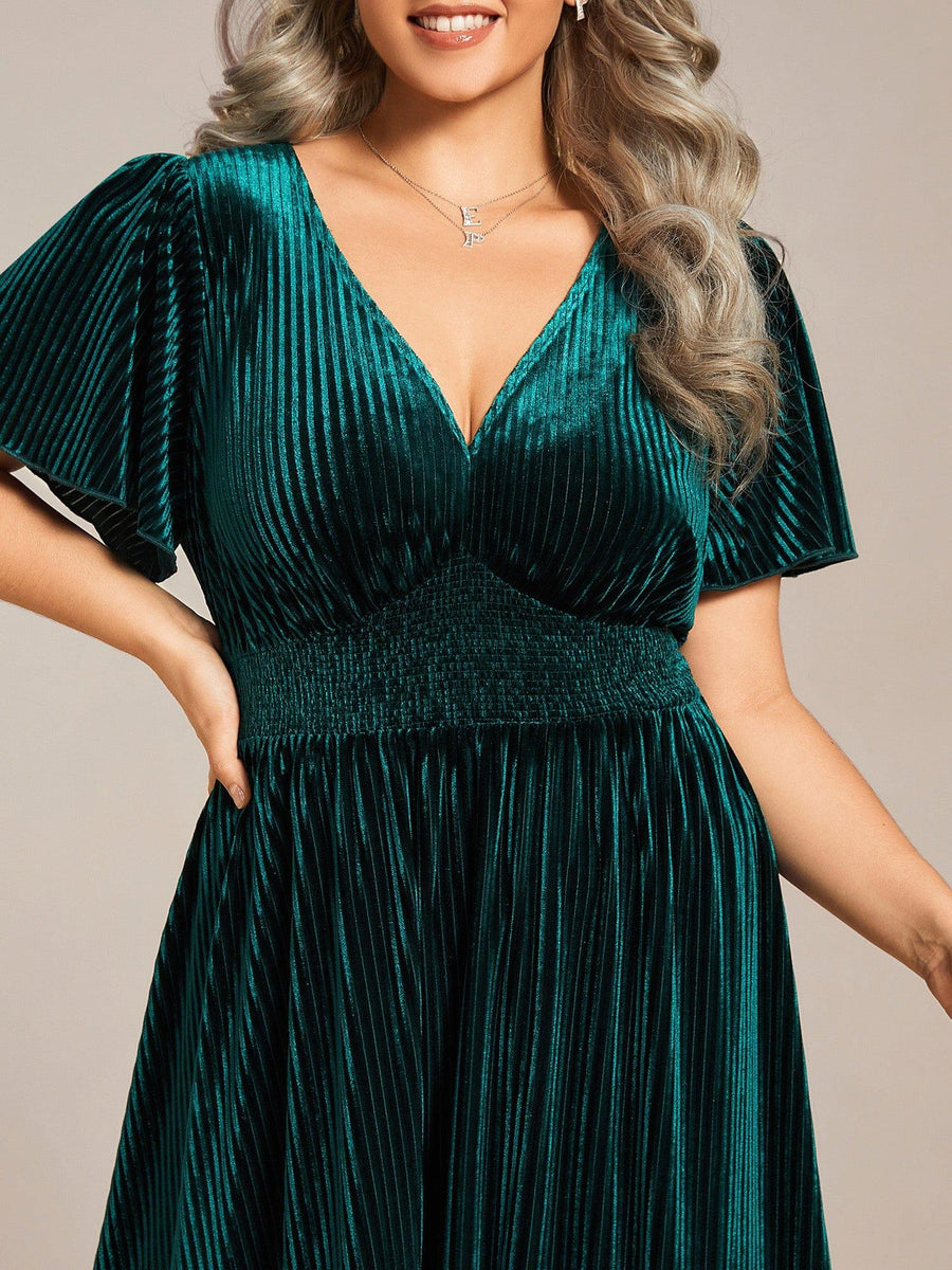 Sophisticated Plus Size A-Line Velvet Fall Wedding Guest Dress