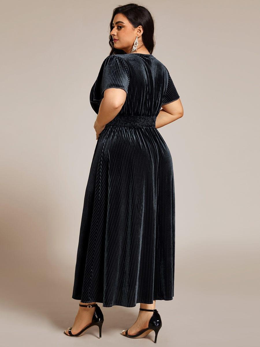 Sophisticated Plus Size A-Line Velvet Fall Wedding Guest Dress