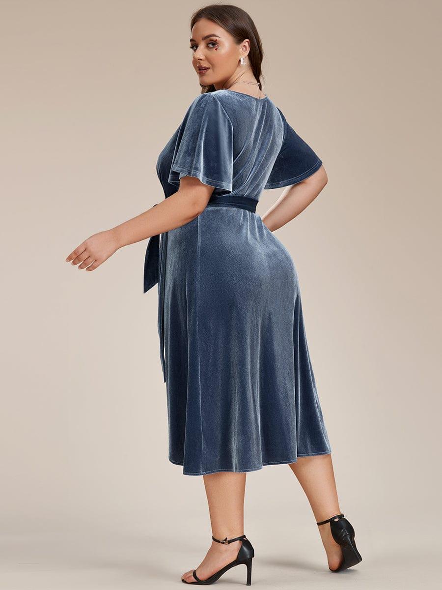 Enchanting Plus Size V-Neck Velvet Wedding Guest Dress with Short Sleeves