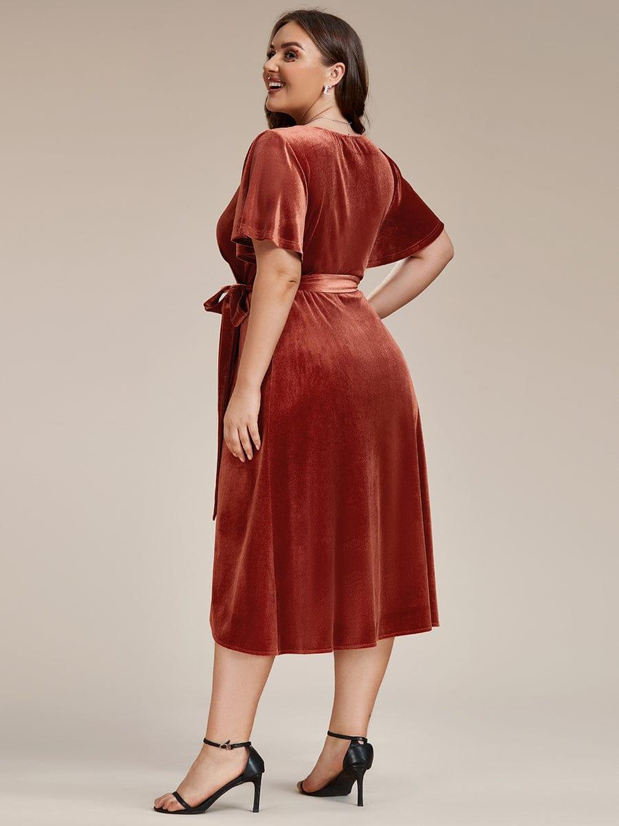Enchanting Plus Size V-Neck Velvet Wedding Guest Dress with Short Sleeves