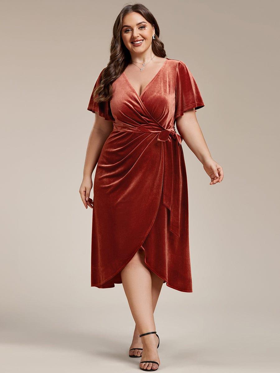 Enchanting Plus Size V-Neck Velvet Wedding Guest Dress with Short Sleeves