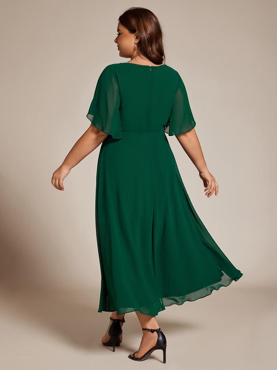 Chic Plus Size Short Sleeves V-Neck Wedding Guest Dress with Appliques