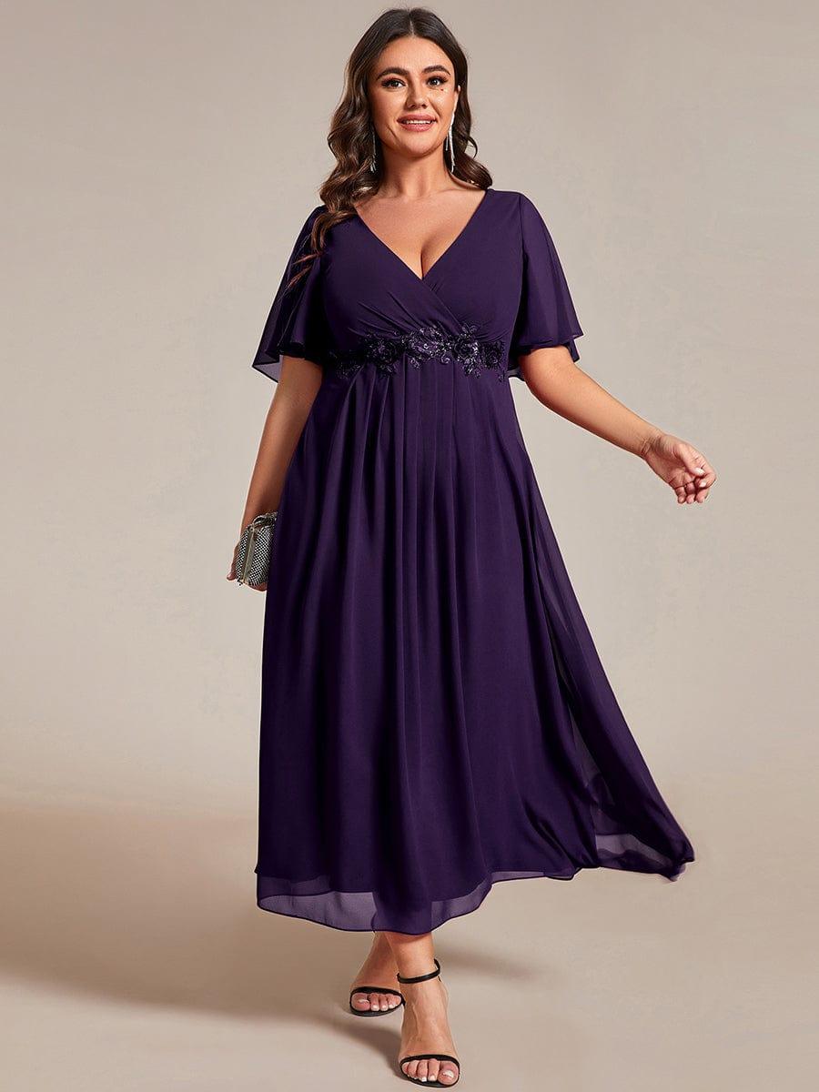 Chic Plus Size Short Sleeves V-Neck Wedding Guest Dress with Appliques
