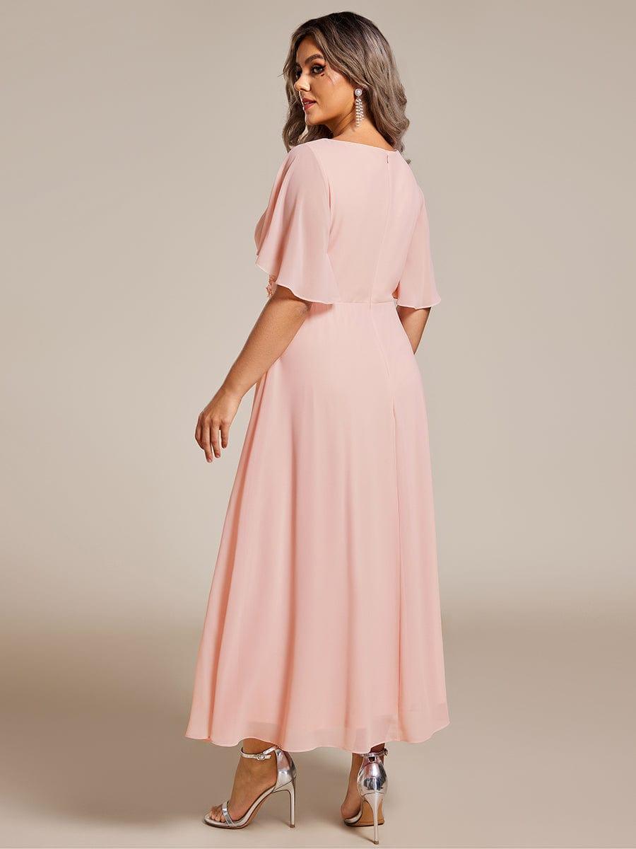 Chic Plus Size Short Sleeves V-Neck Wedding Guest Dress with Appliques