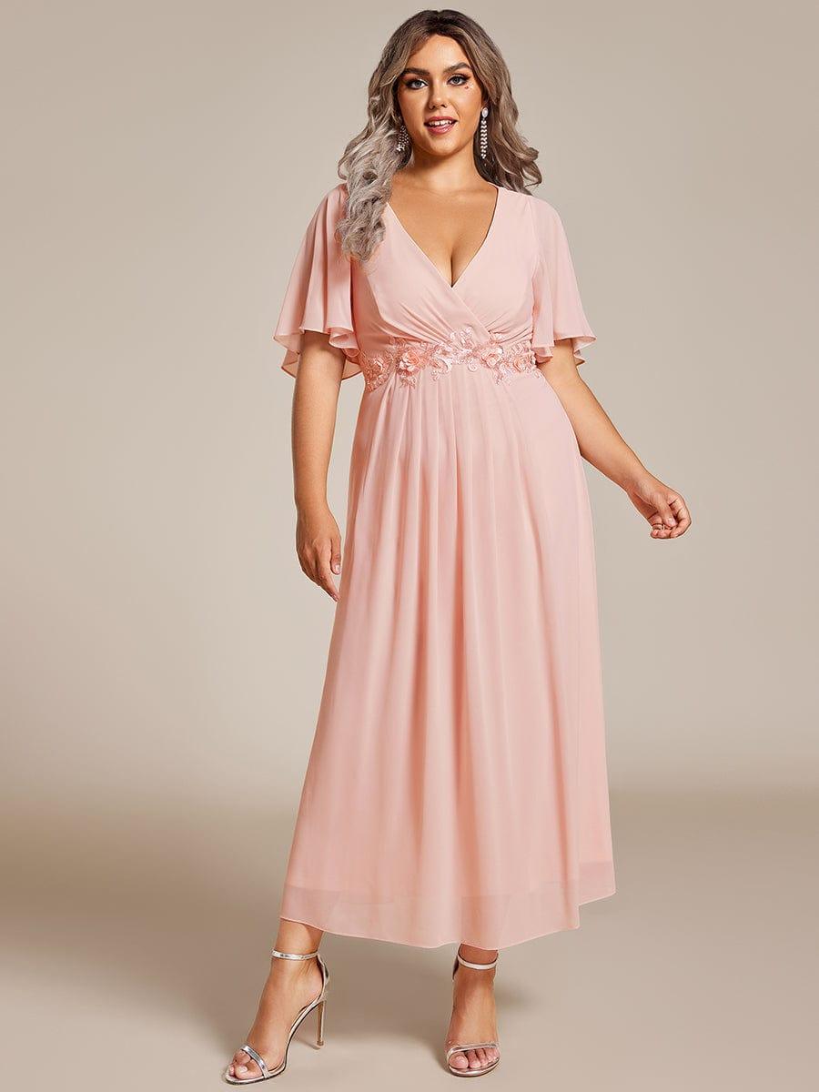 Chic Plus Size Short Sleeves V-Neck Wedding Guest Dress with Appliques