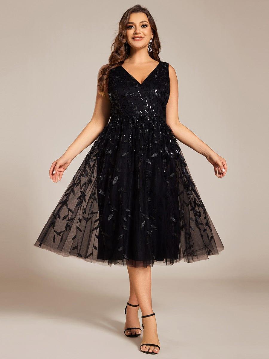 Romantic Plus Size Sleeveless V-Neck A-Line Wedding Guest Dress