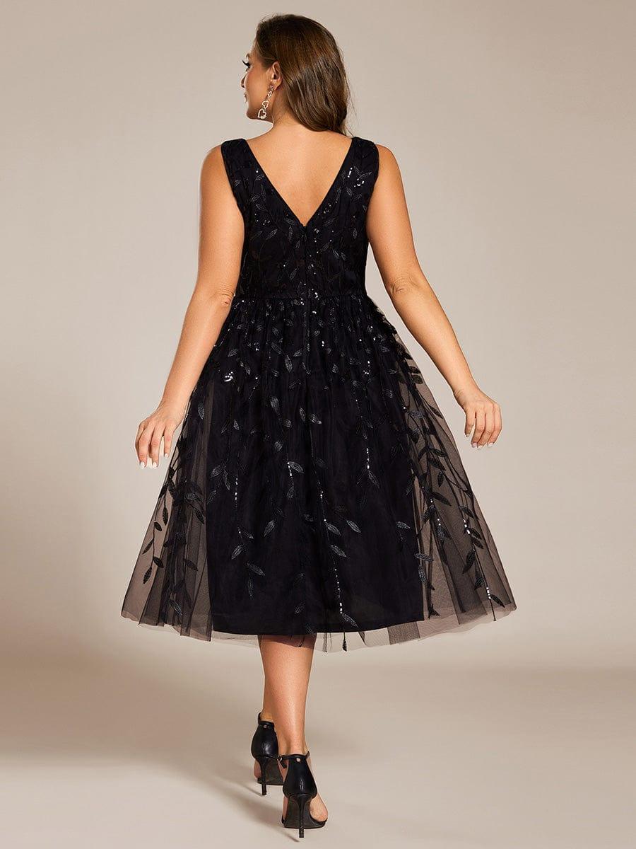 Romantic Plus Size Sleeveless V-Neck A-Line Wedding Guest Dress