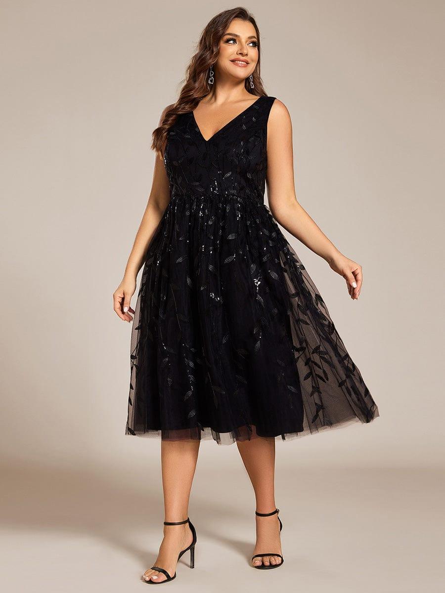 Romantic Plus Size Sleeveless V-Neck A-Line Wedding Guest Dress
