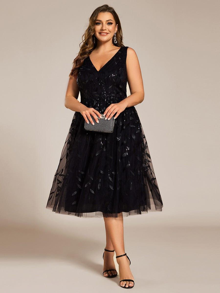 Romantic Plus Size Sleeveless V-Neck A-Line Wedding Guest Dress