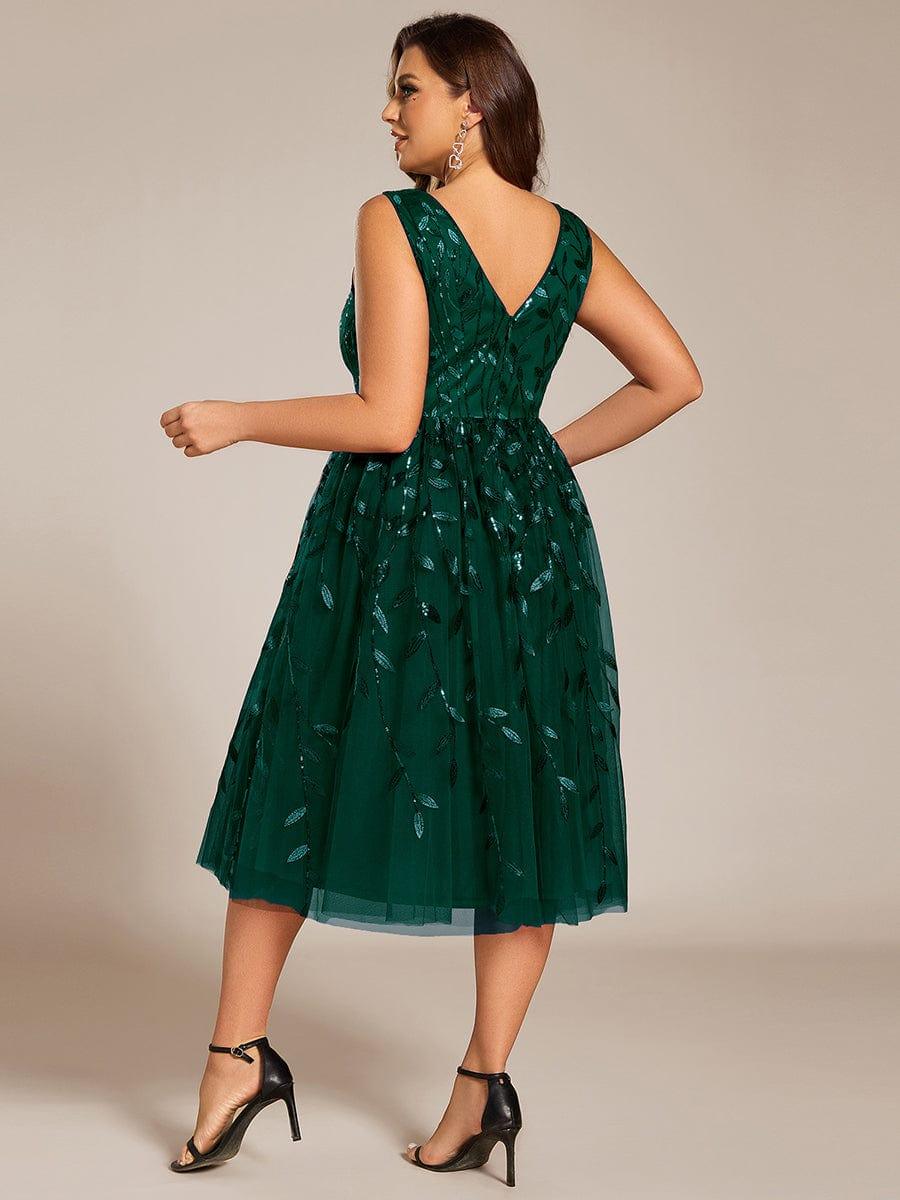 Romantic Plus Size Sleeveless V-Neck A-Line Wedding Guest Dress