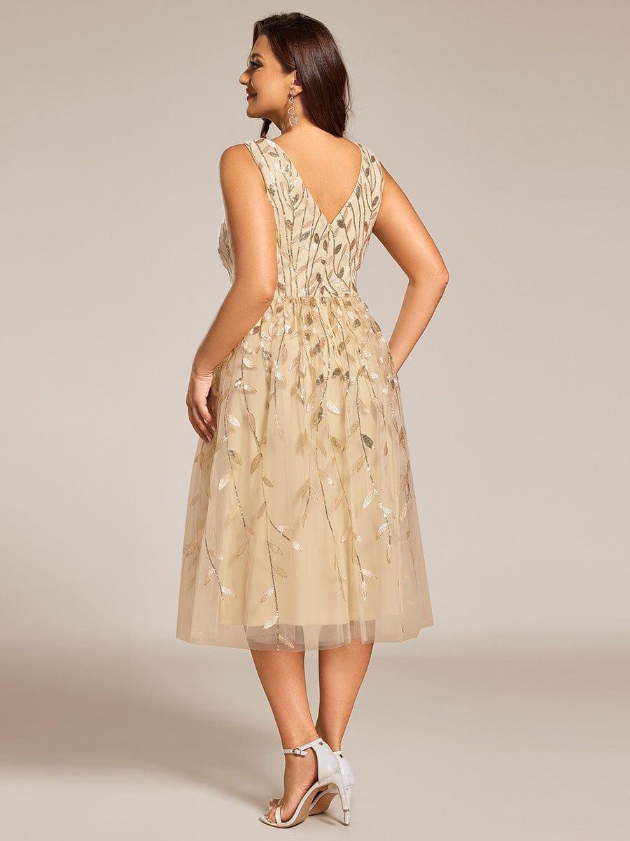 Romantic Plus Size Sleeveless V-Neck A-Line Wedding Guest Dress