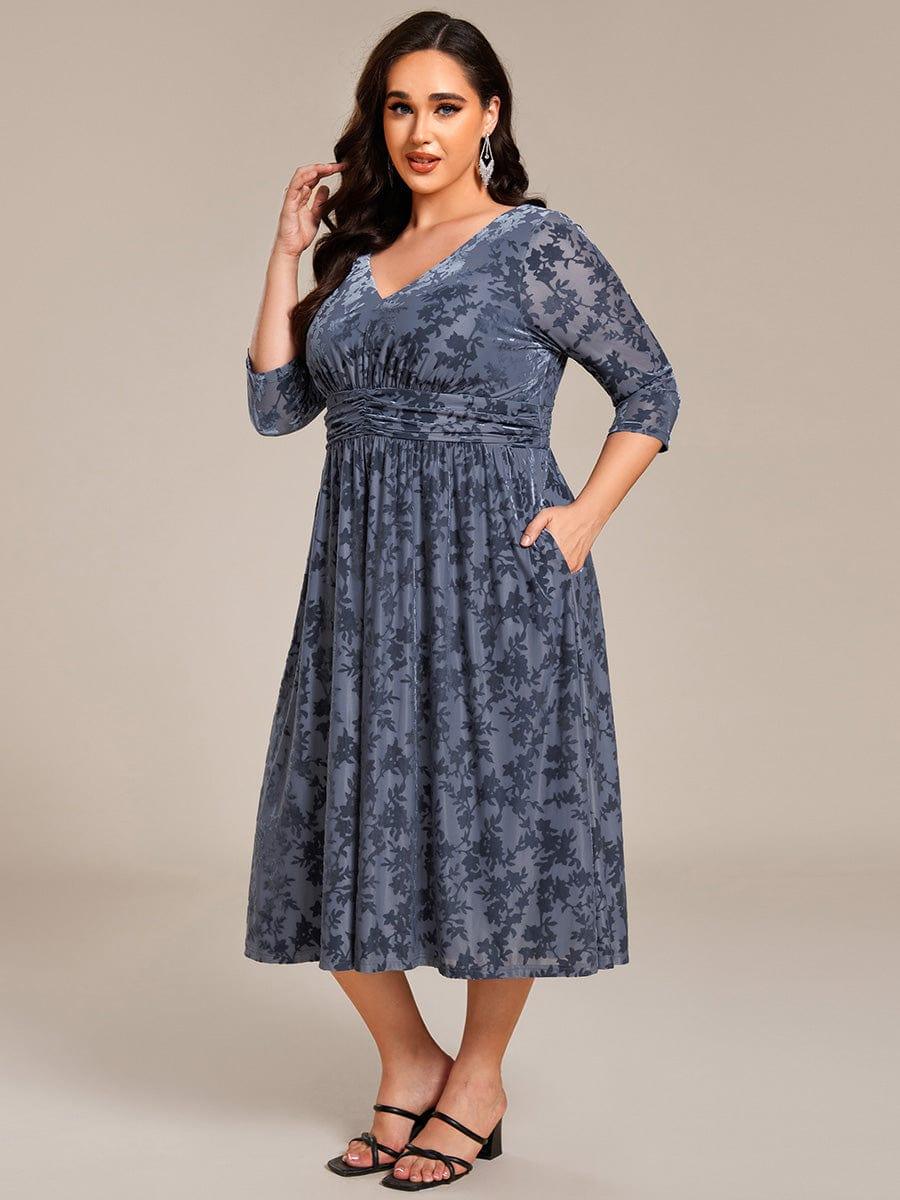 Fashionable Plus Size 3/4 Sleeves A-Line Velvet Wedding Guest Dress with Pockets