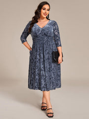Fashionable Plus Size 3/4 Sleeves A-Line Velvet Wedding Guest Dress with Pockets