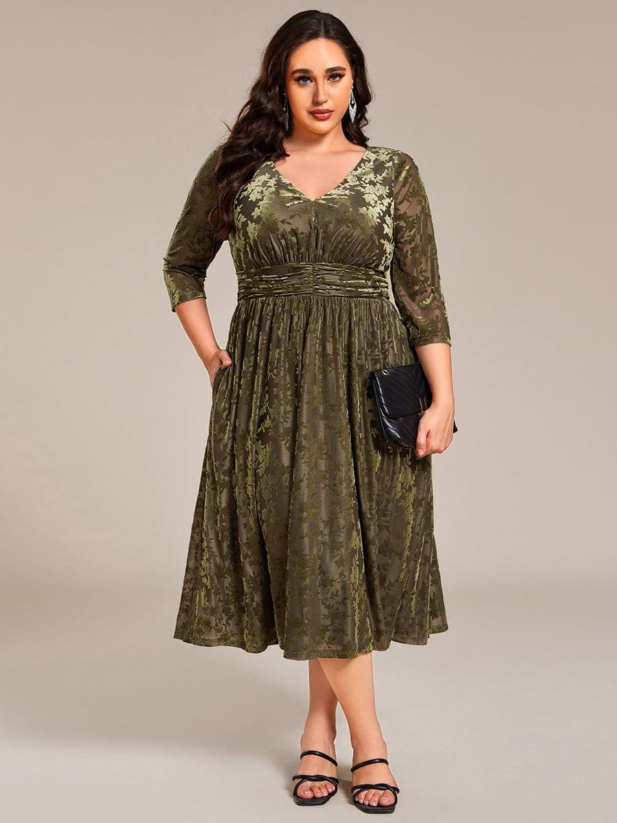 Fashionable Plus Size 3/4 Sleeves A-Line Velvet Wedding Guest Dress with Pockets