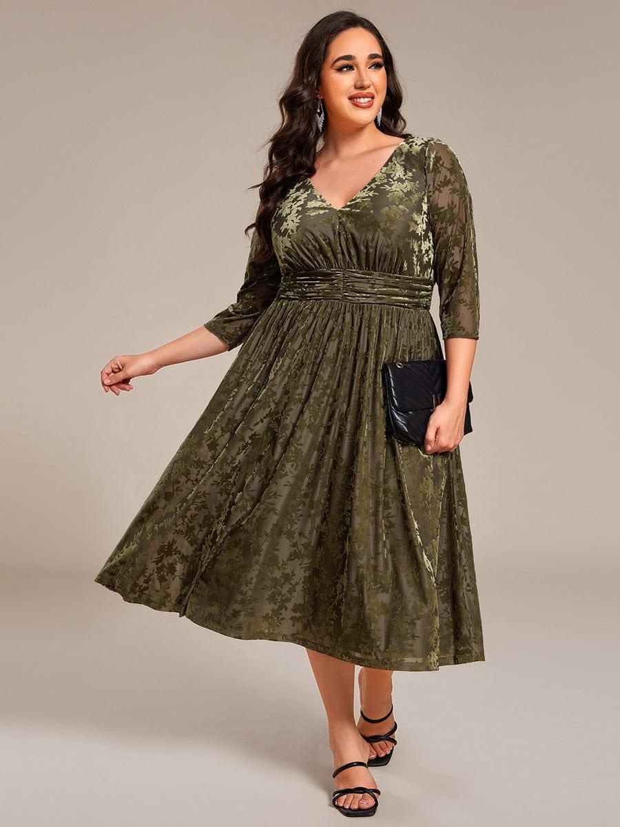 Fashionable Plus Size 3/4 Sleeves A-Line Velvet Wedding Guest Dress with Pockets