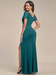 Elegant V-Neck Sequin Short Sleeves Mother of the Bride Dresses with Slit