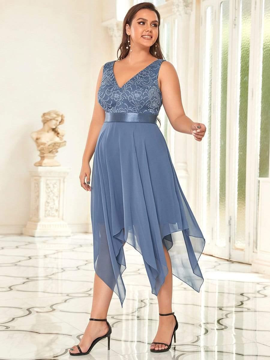 Lovely Plus Size V-Neck Prom Lace Dress for Women with Sash