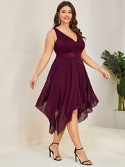 Lovely Plus Size V-Neck Prom Lace Dress for Women with Sash