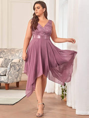 Lovely Plus Size V-Neck Prom Lace Dress for Women with Sash