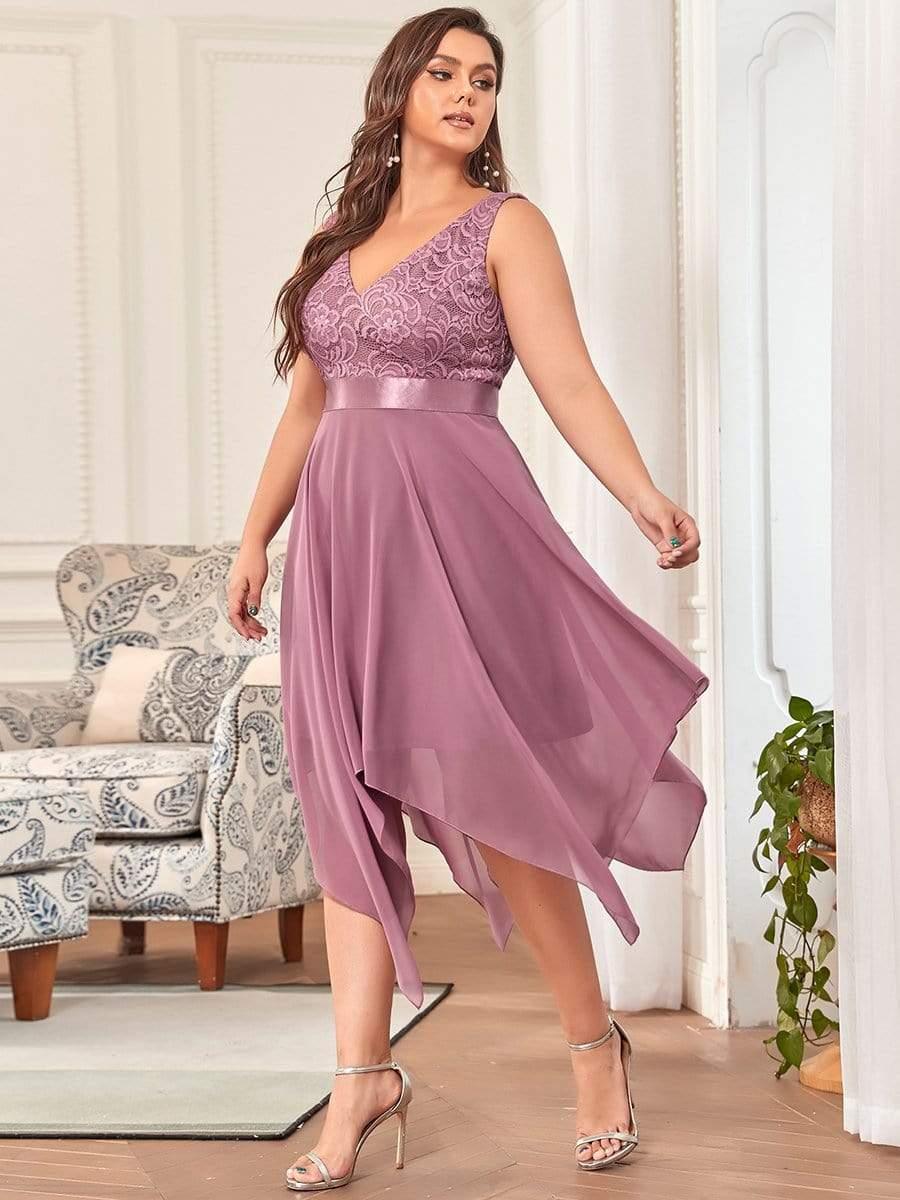 Lovely Plus Size V-Neck Prom Lace Dress for Women with Sash