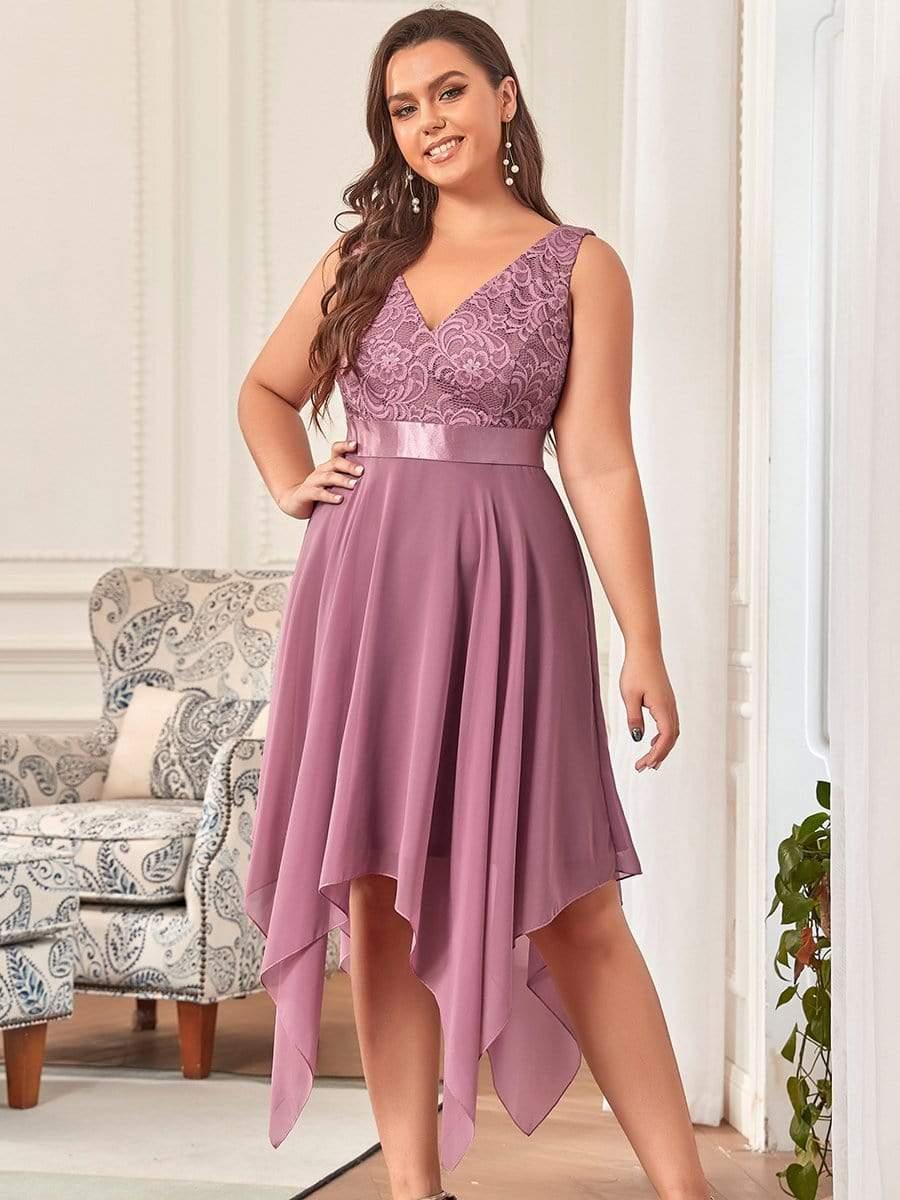Lovely Plus Size V-Neck Prom Lace Dress for Women with Sash