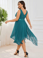 Lovely Plus Size V-Neck Prom Lace Dress for Women with Sash