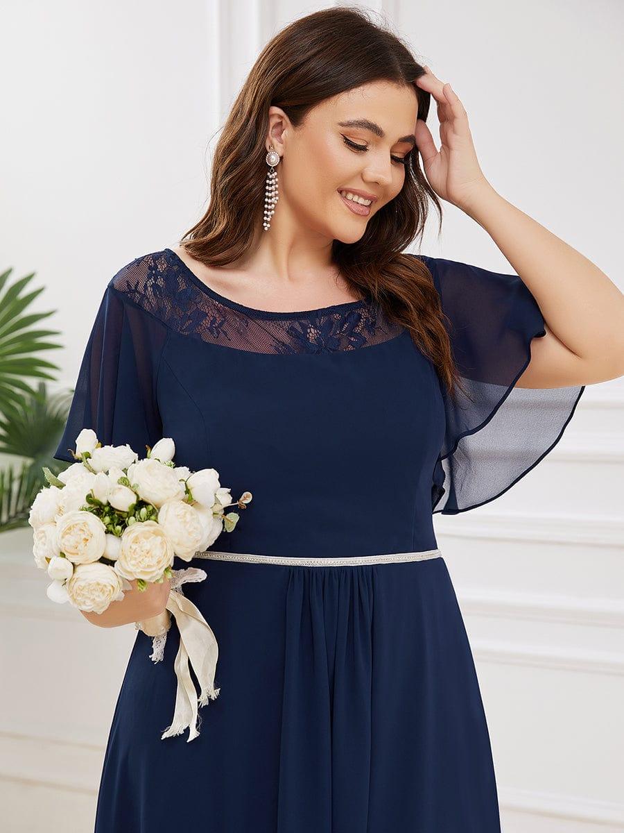 Charming Plus Size Scoop Neck Formal Dress with Sleeves