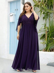 Classic Plus Size Deep V-Neck Lace Long Evening Dress with Sleeves