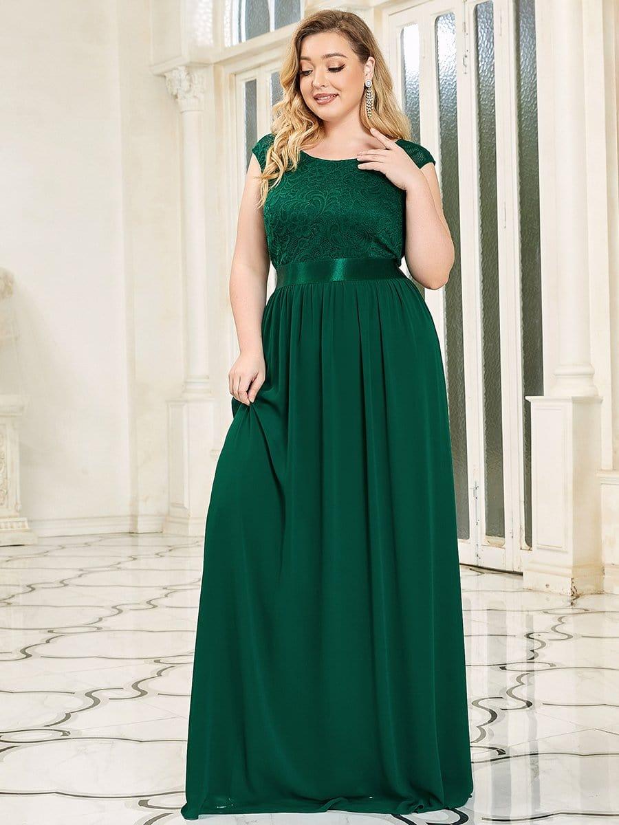 Glamorous Plus Size Round Neck A-Line Chiffon Bridesmaid Dresses with Open Back