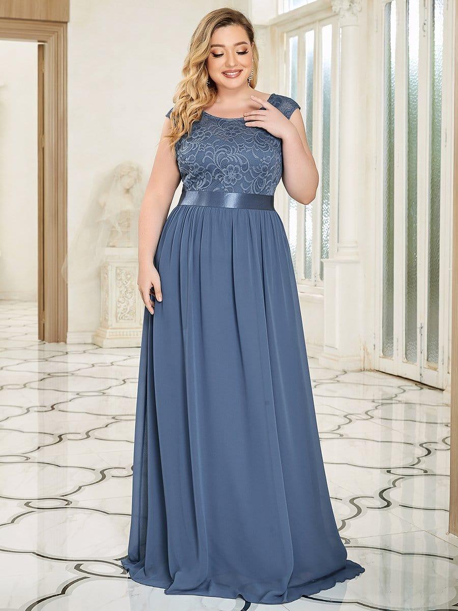 Glamorous Plus Size Round Neck A-Line Chiffon Bridesmaid Dresses with Open Back