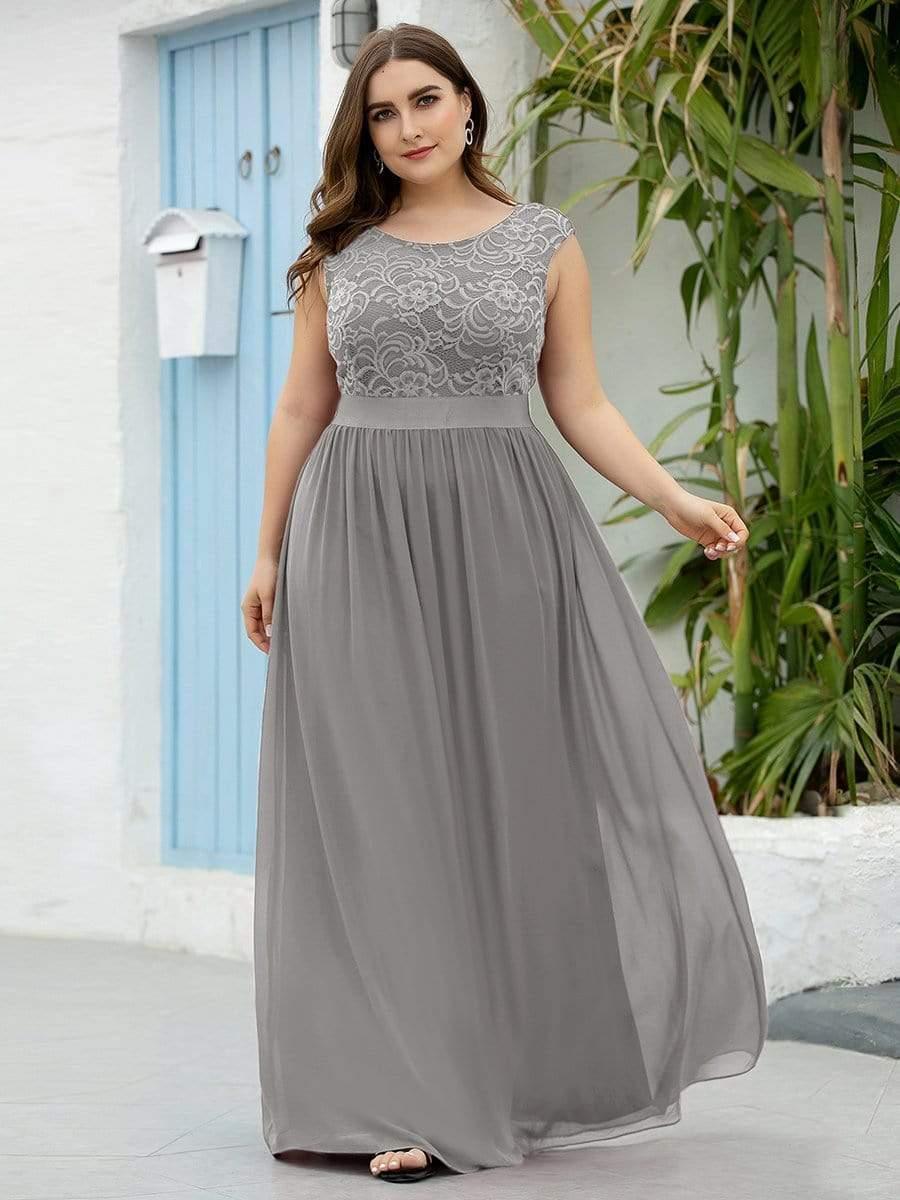 Glamorous Plus Size Round Neck A-Line Chiffon Bridesmaid Dresses with Open Back