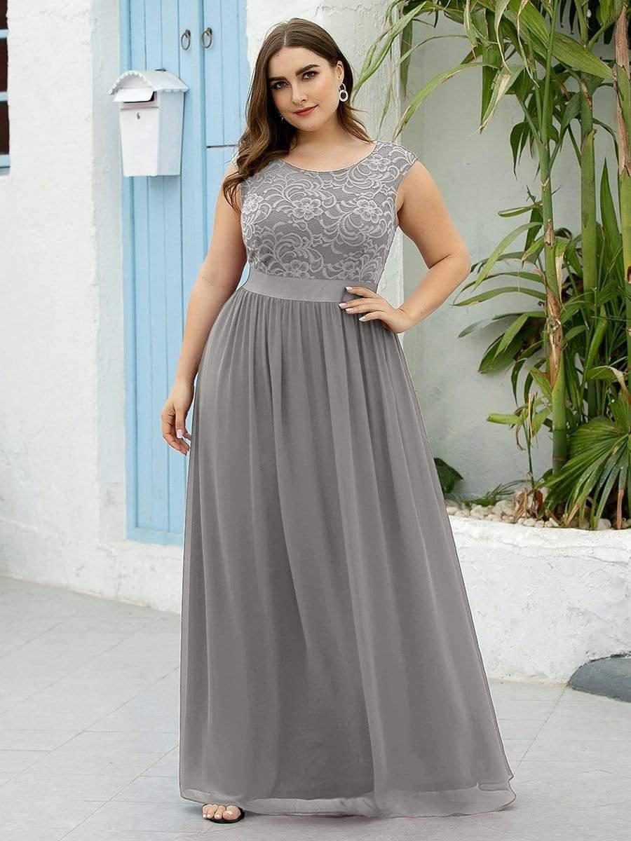 Glamorous Plus Size Round Neck A-Line Chiffon Bridesmaid Dresses with Open Back