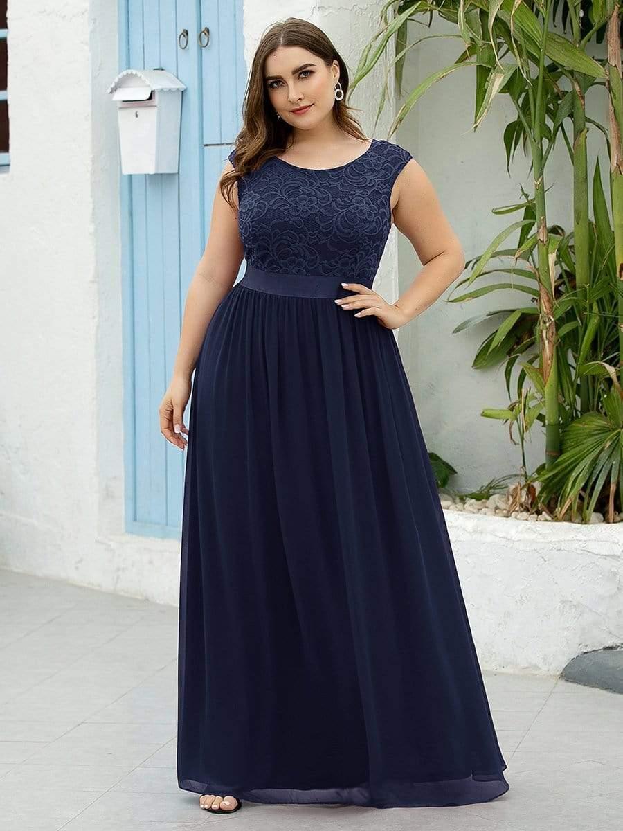 Glamorous Plus Size Round Neck A-Line Chiffon Bridesmaid Dresses with Open Back