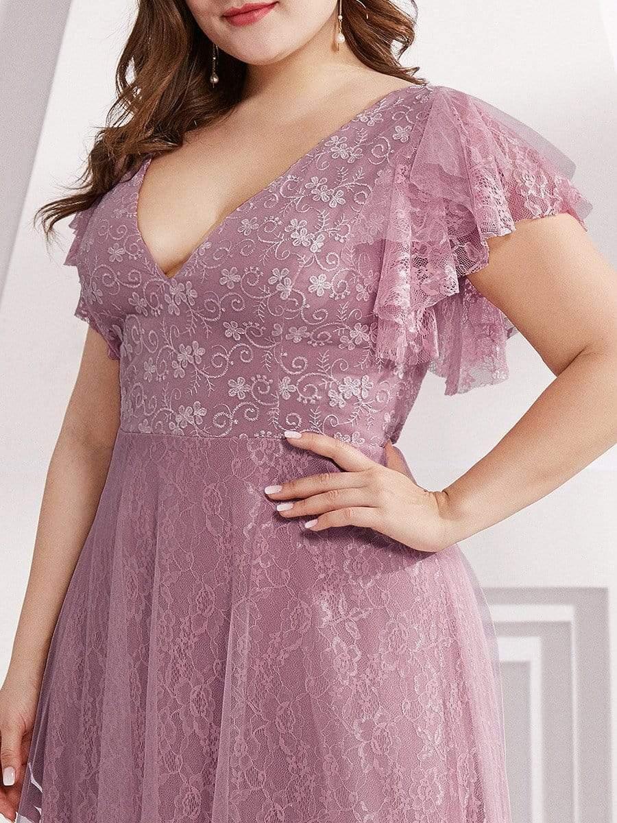 Sophisticated Plus Size A-Line V-Neck Lace Formal Dresses with Cap Sleeves