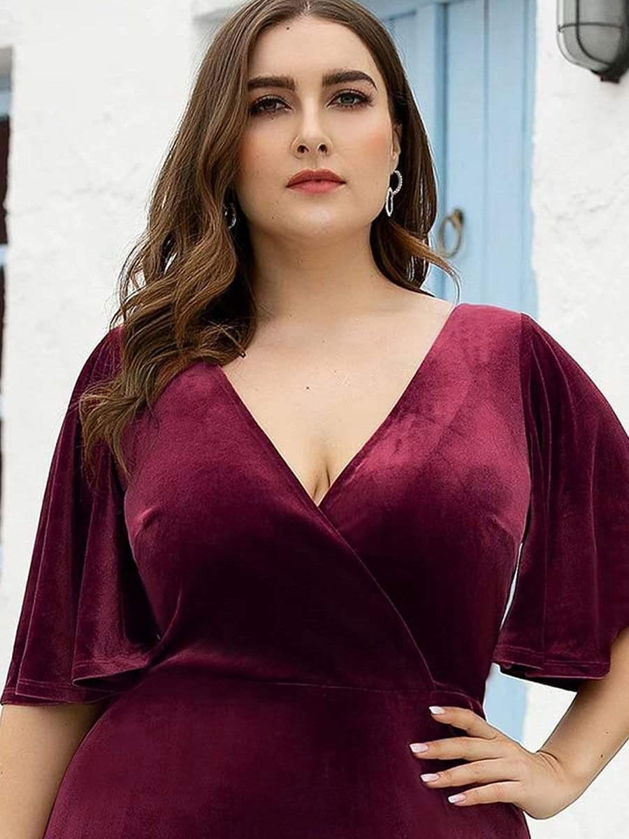 Classic Plus Size Backless Velvet Maxi Evening Dress with Short Sleeves