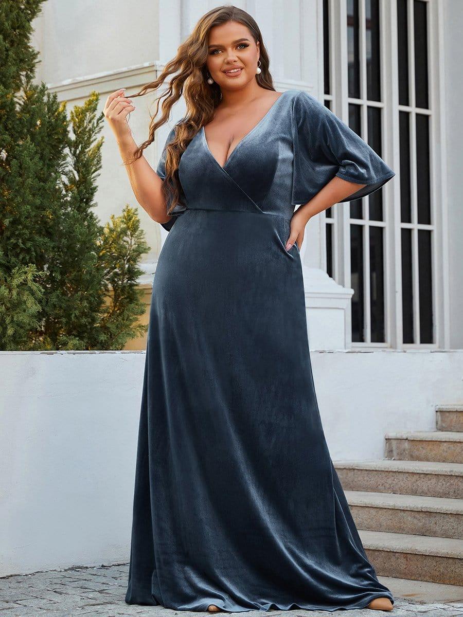 Classic Plus Size Backless Velvet Maxi Evening Dress with Short Sleeves