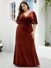 Classic Plus Size Backless Velvet Maxi Evening Dress with Short Sleeves