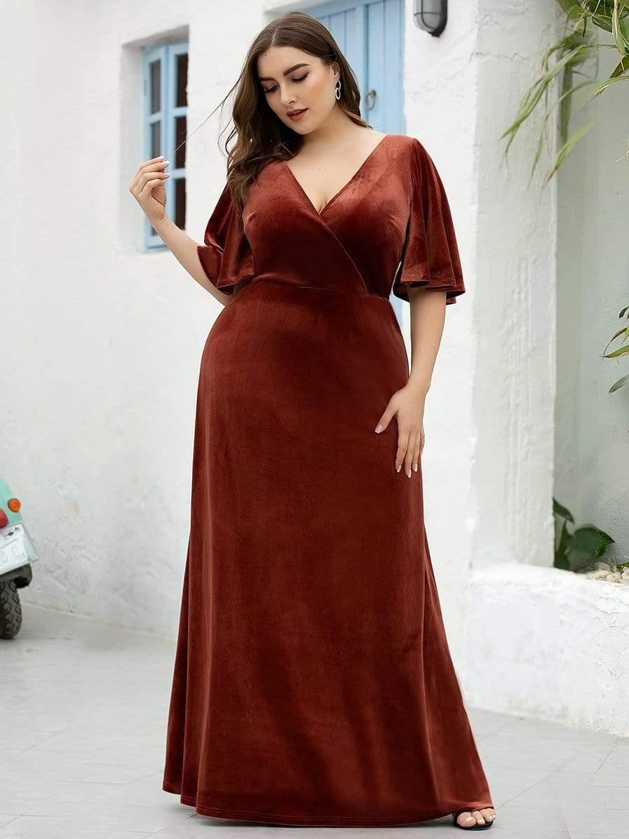 Classic Plus Size Backless Velvet Maxi Evening Dress with Short Sleeves
