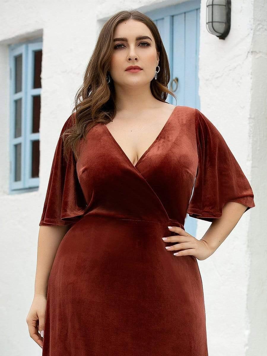 Classic Plus Size Backless Velvet Maxi Evening Dress with Short Sleeves