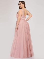 Graceful Plus Size V-Neck A-Line Tulle Bridesmaid Dress